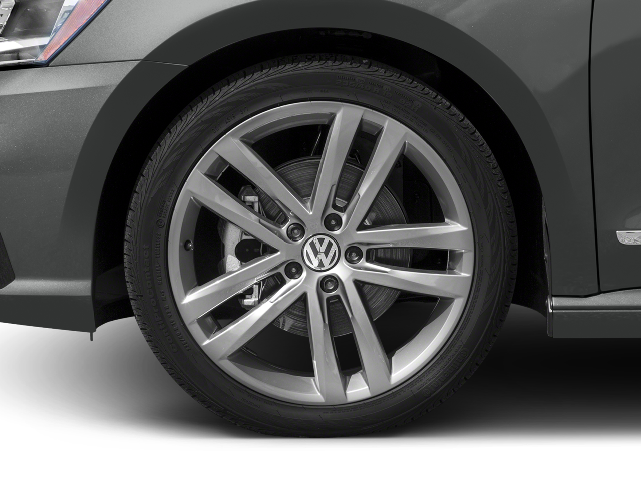 2018 Volkswagen Passat R-Line