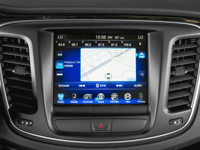 2016 Chrysler 200 C