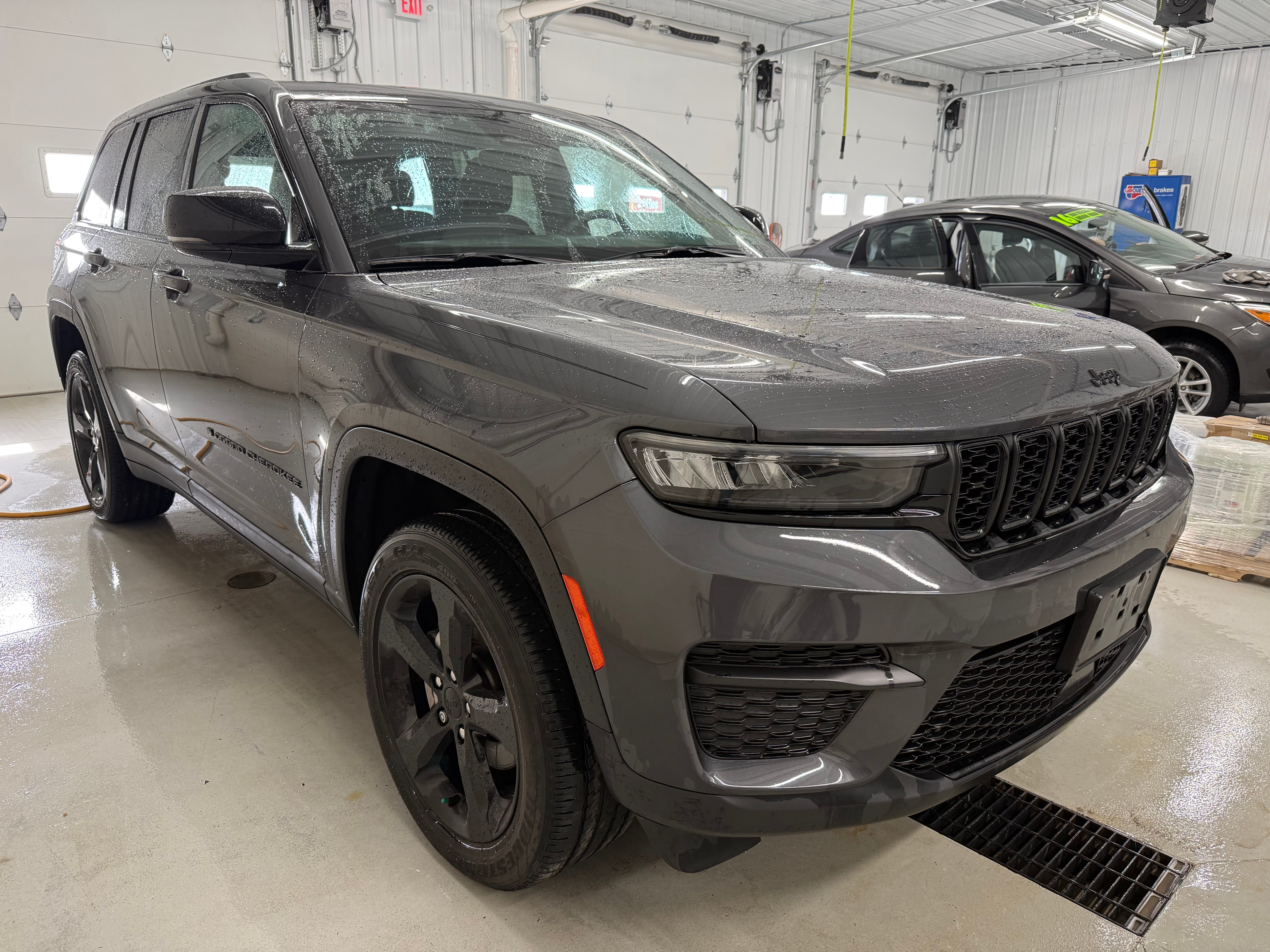 2023 Jeep Grand Cherokee Altitude
