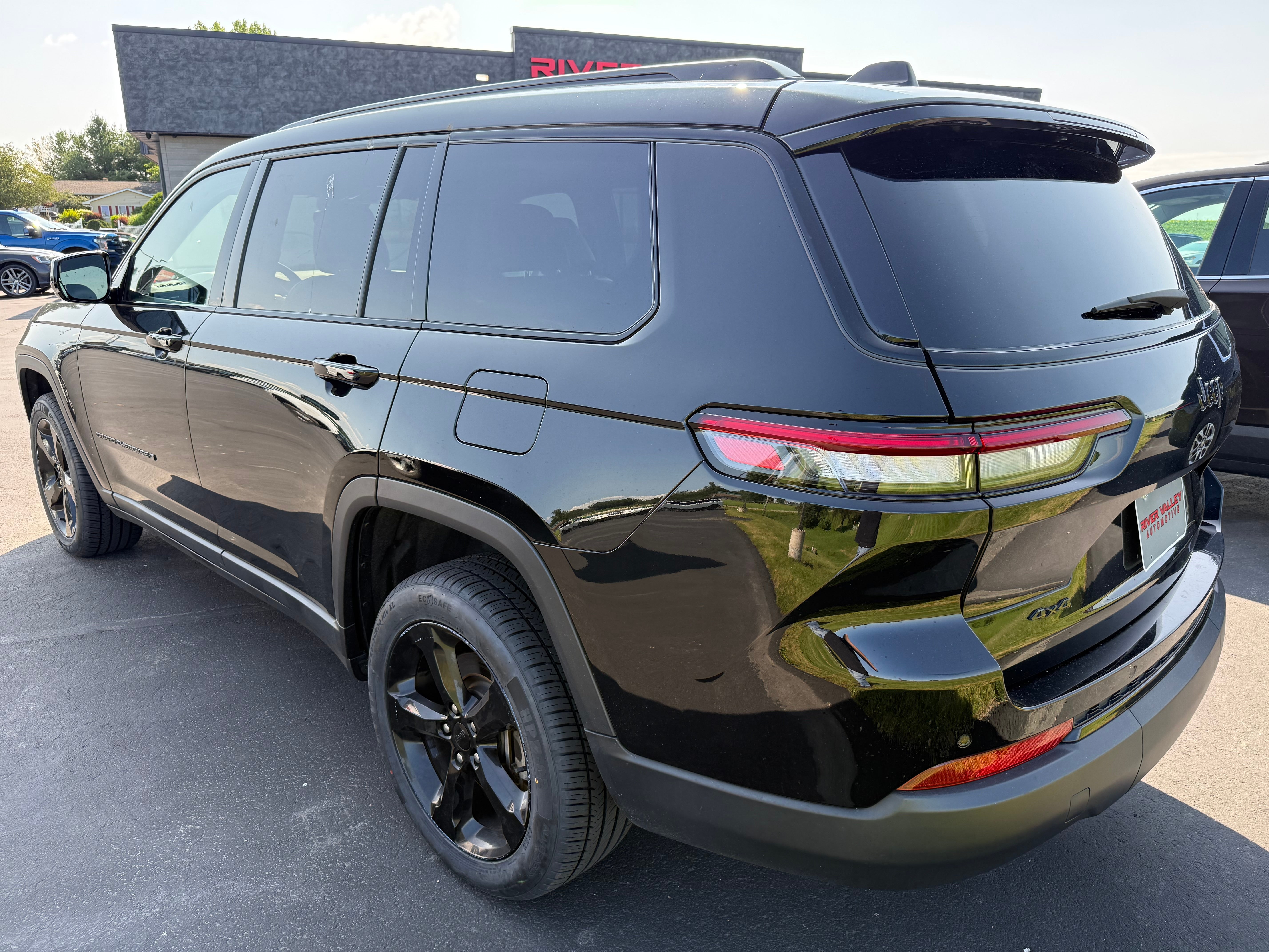 2023 Jeep Grand Cherokee L Altitude
