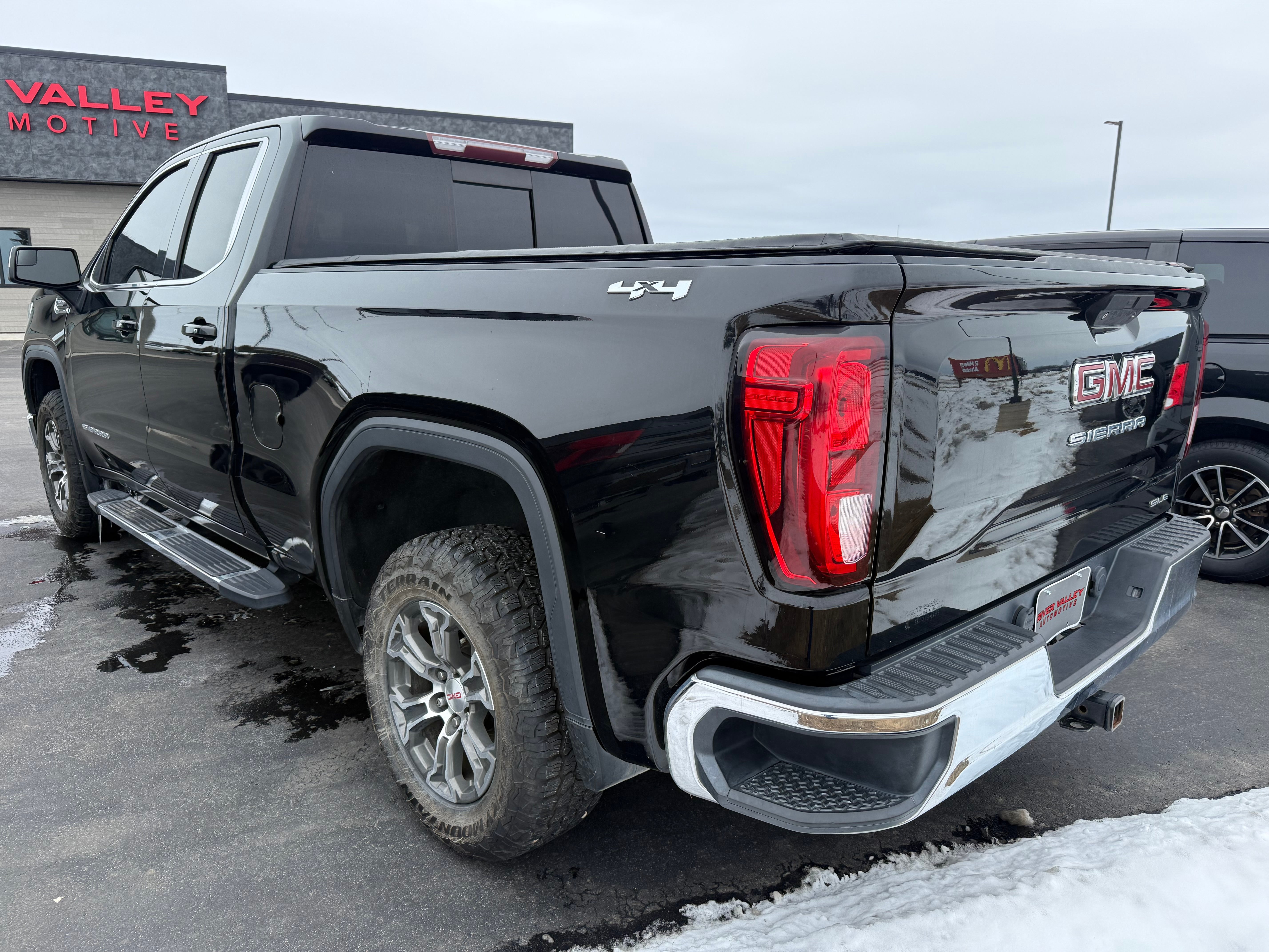 2019 GMC Sierra 1500 SLE