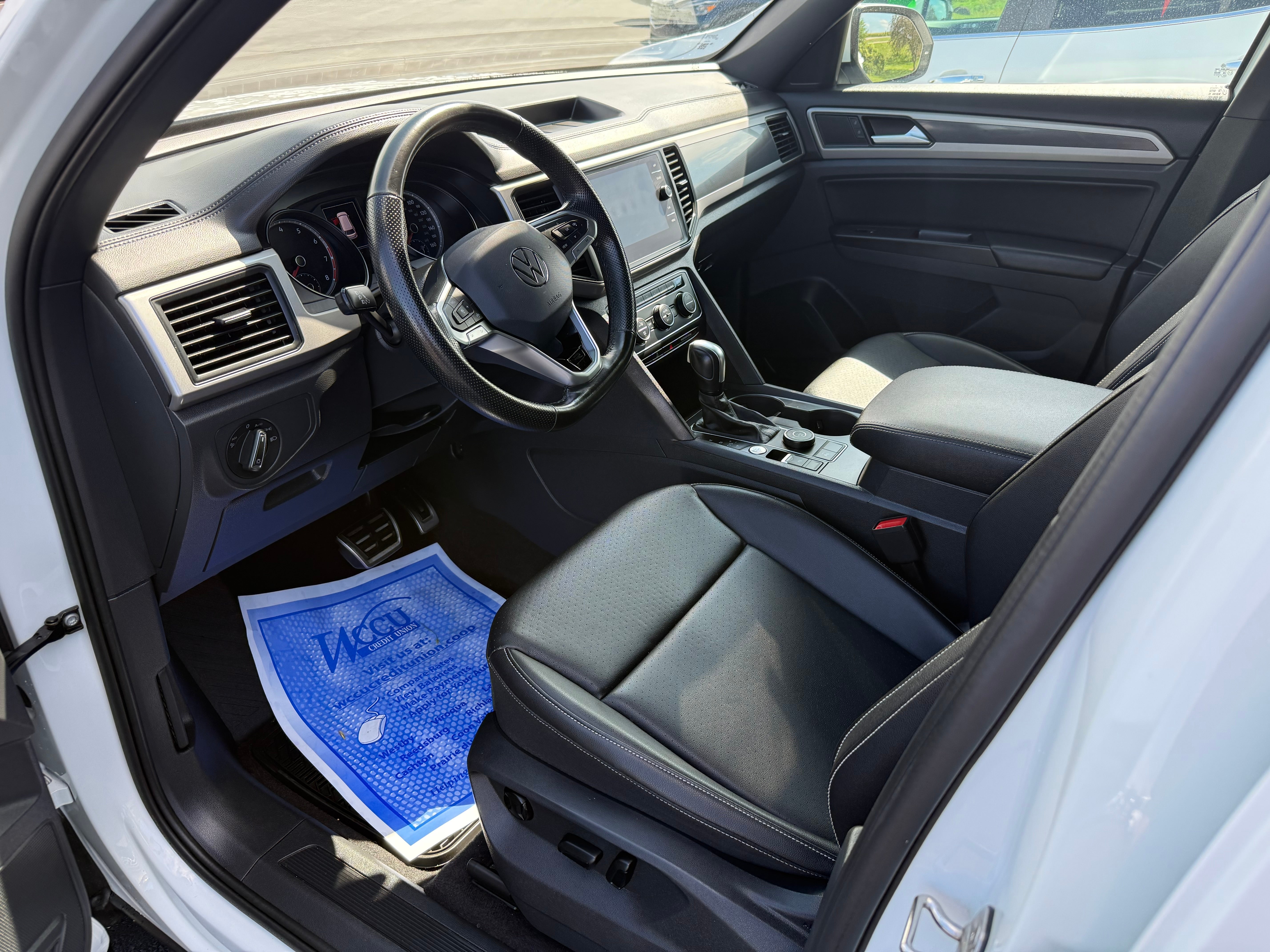 2020 Volkswagen Atlas Cross Sport 3.6L V6 SE w/Technology R-Line
