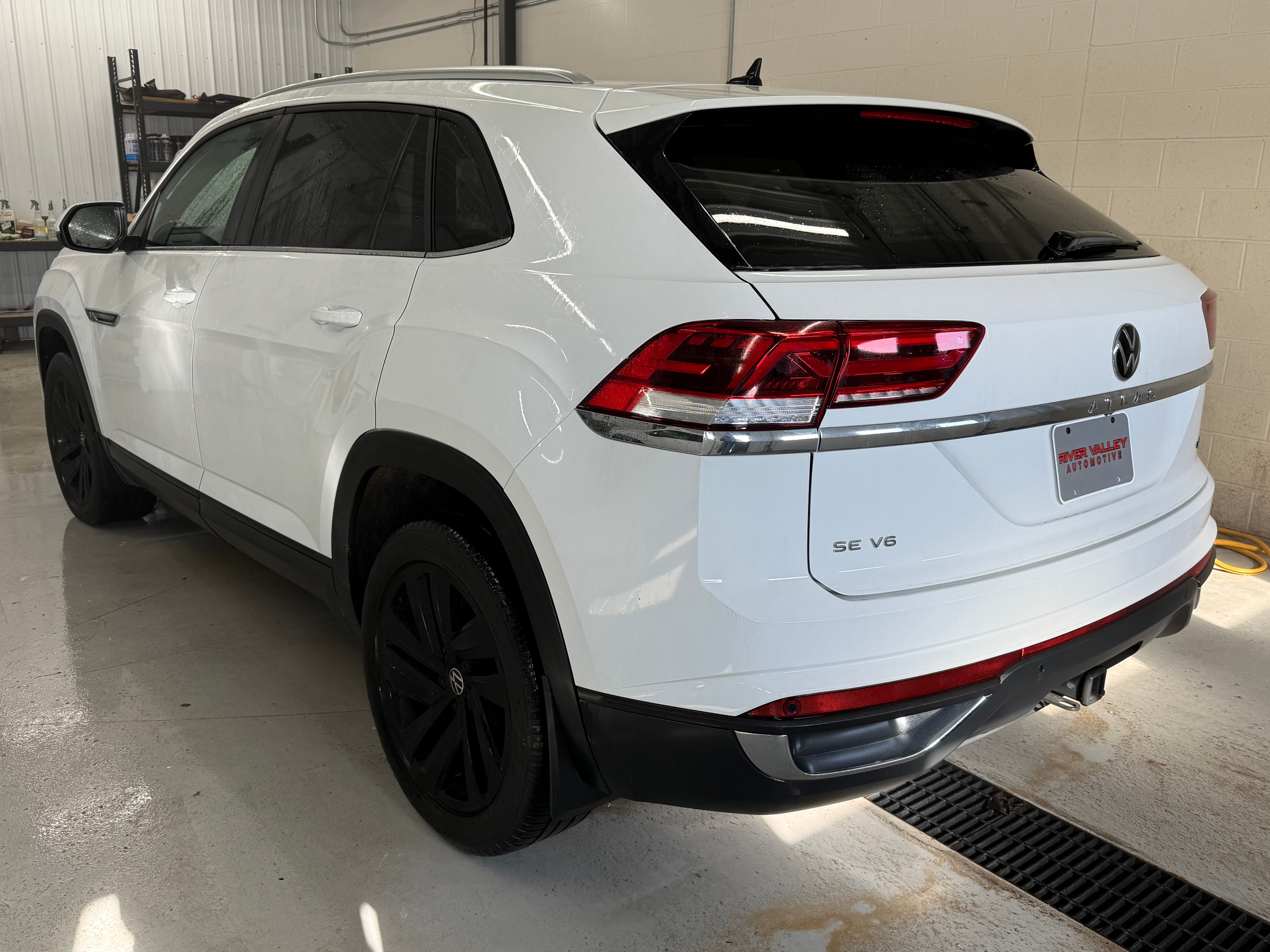 2023 Volkswagen Atlas Cross Sport 3.6L V6 SE w/Technology