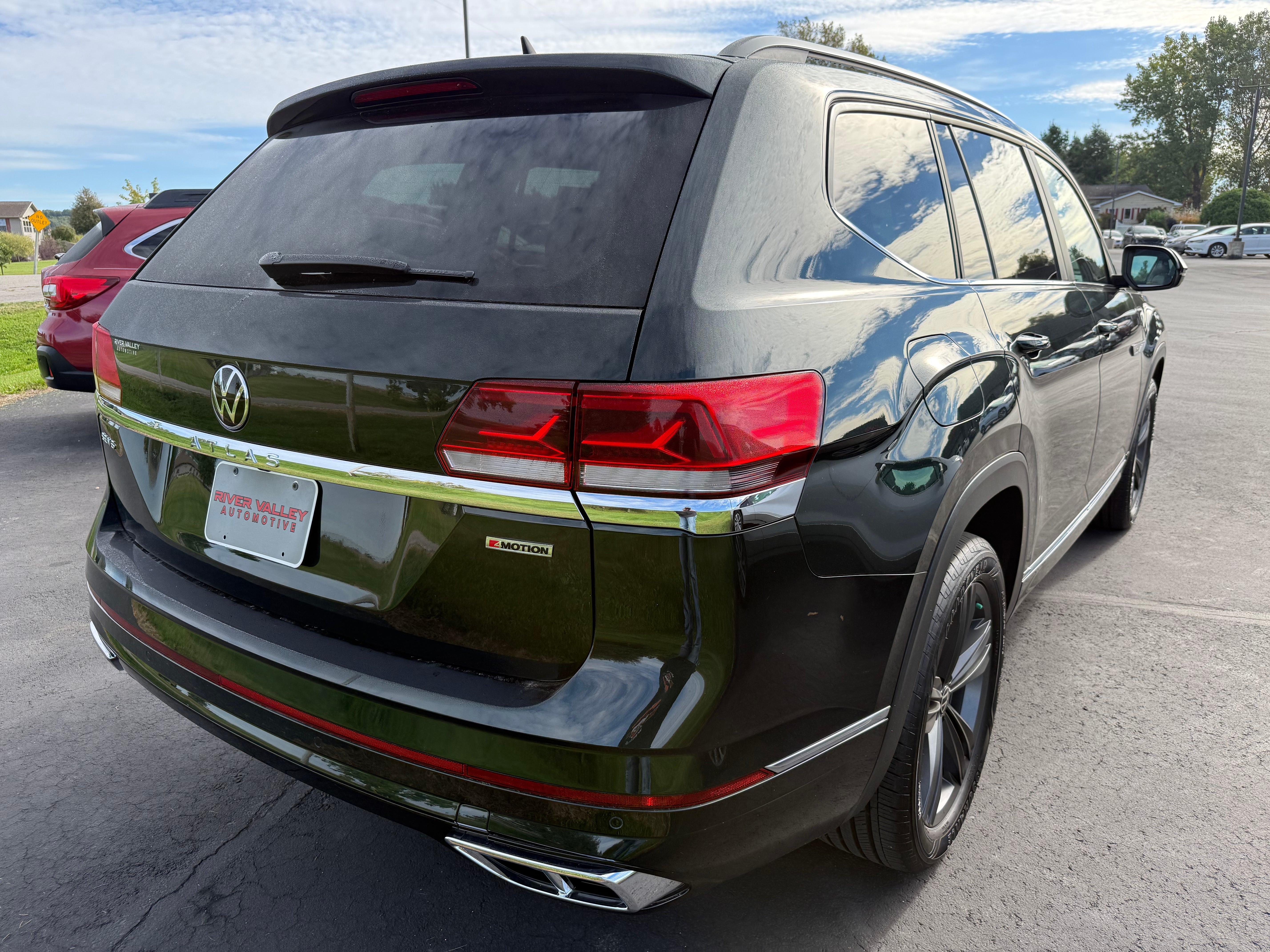 2021 Volkswagen Atlas 3.6L V6 SE w/Technology R-Line