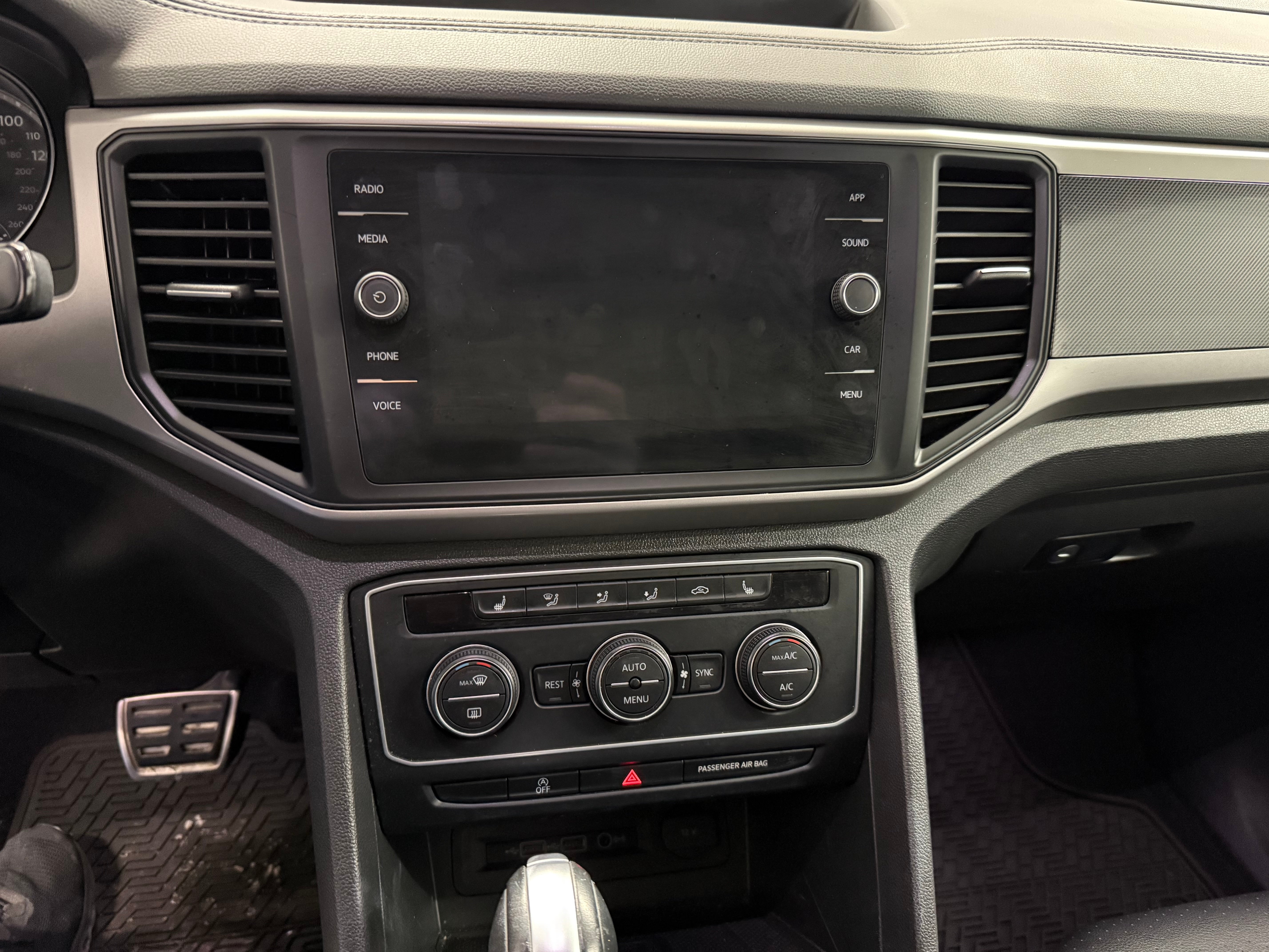 2021 Volkswagen Atlas 3.6L V6 SE w/Technology R-Line