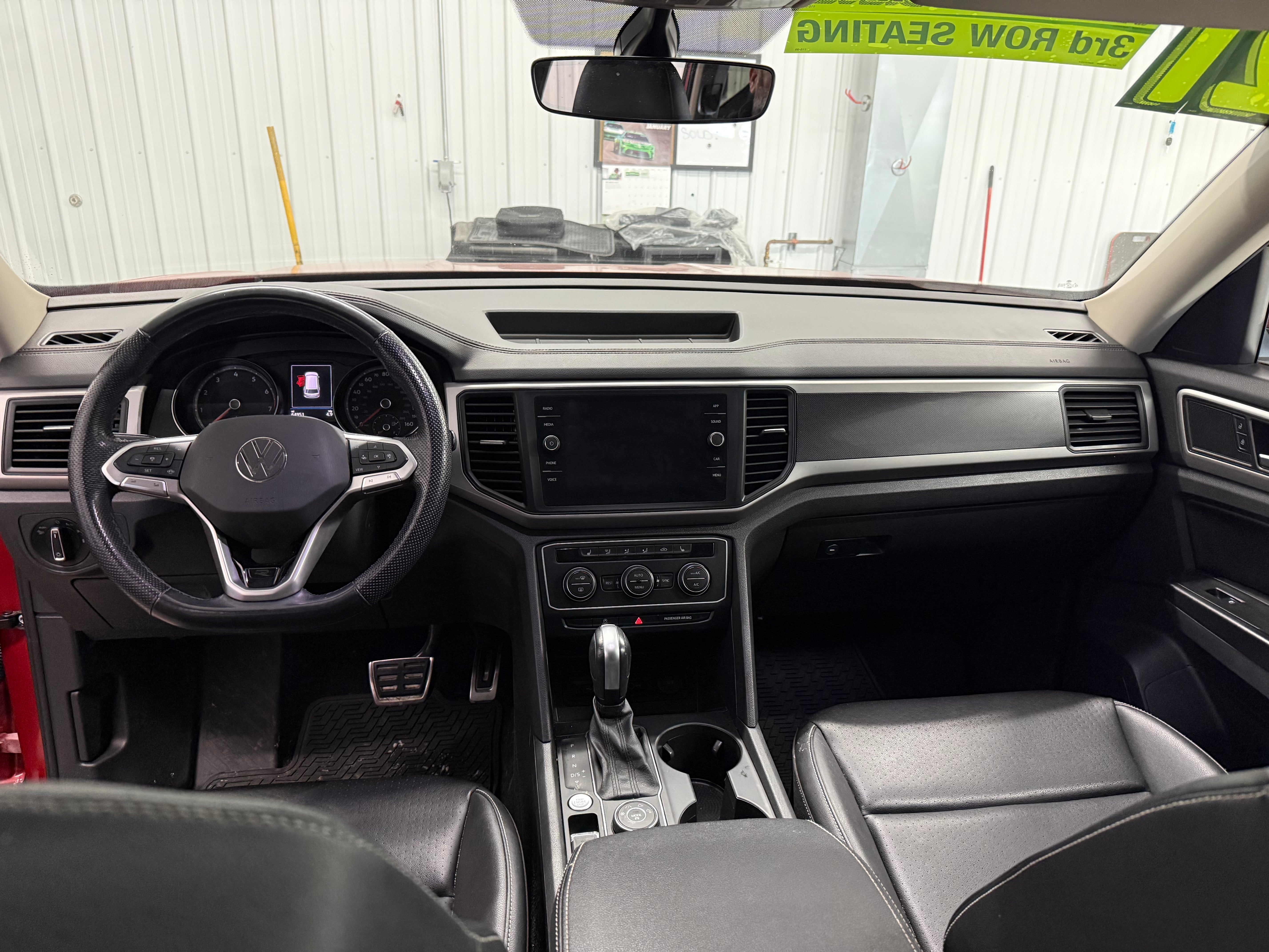 2021 Volkswagen Atlas 3.6L V6 SE w/Technology R-Line