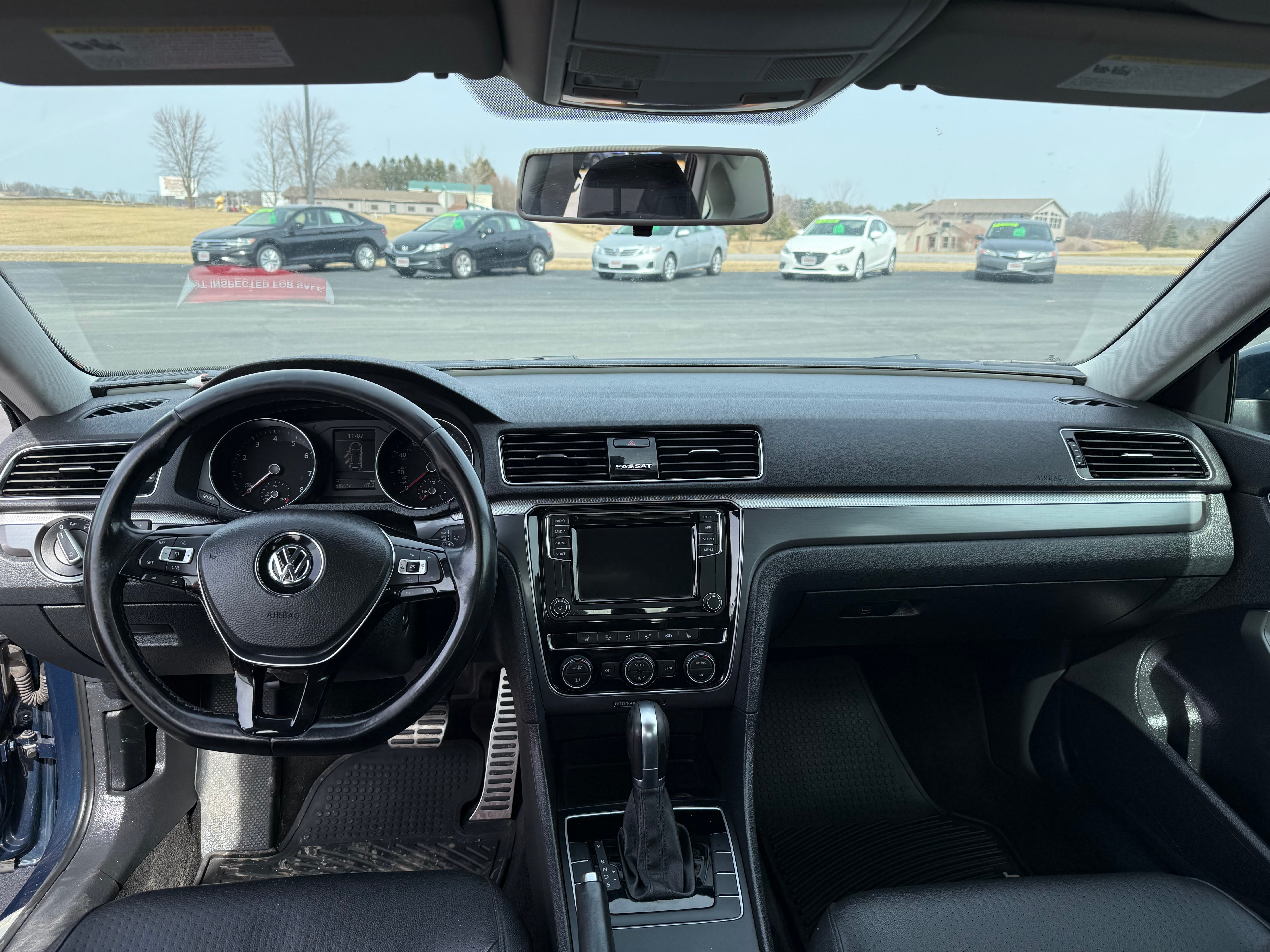 2018 Volkswagen Passat R-Line