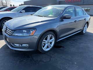 2014 Volkswagen Passat TDI SE w/Sunroof &amp; Nav