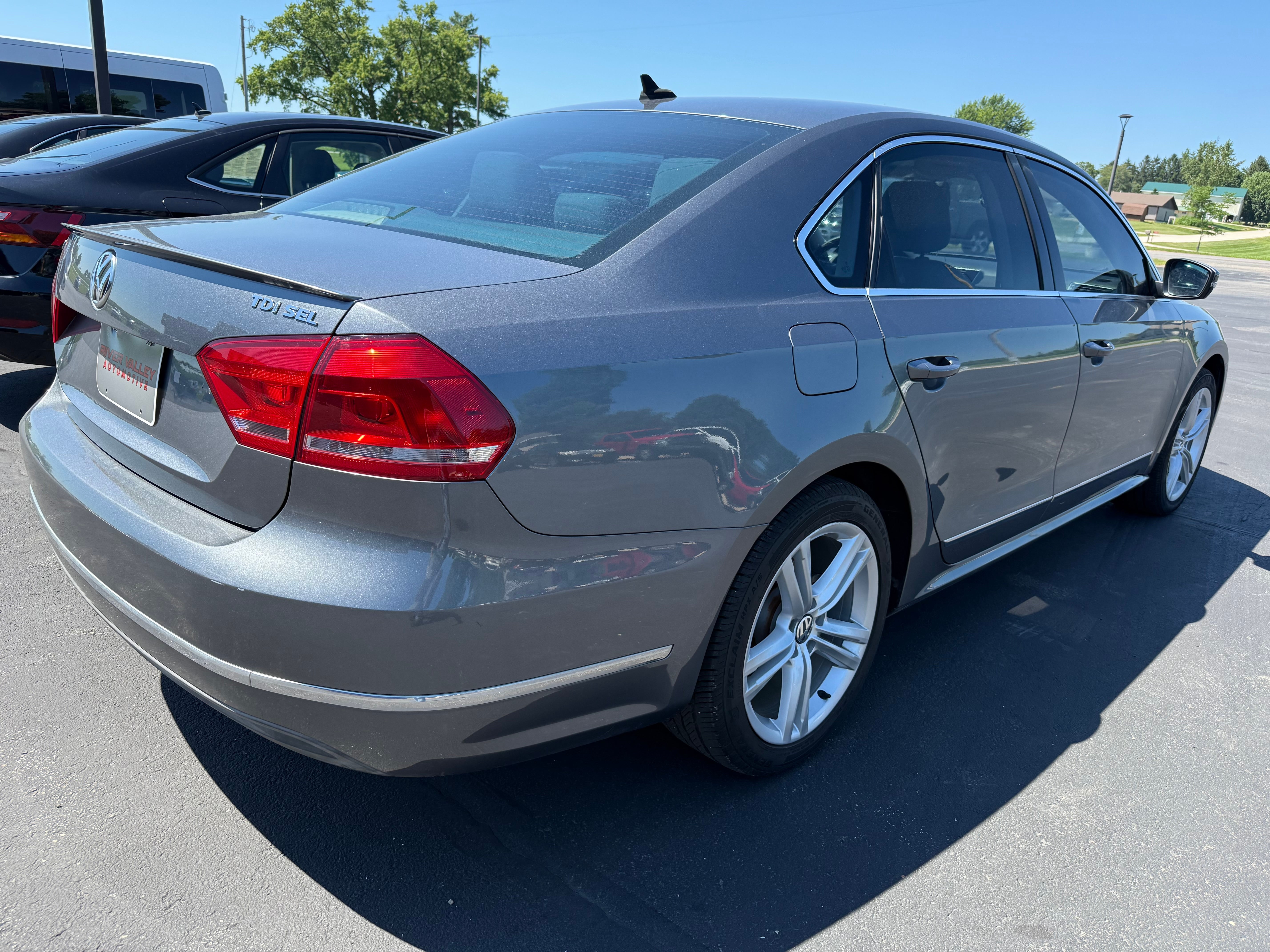 2014 Volkswagen Passat TDI SEL Premium
