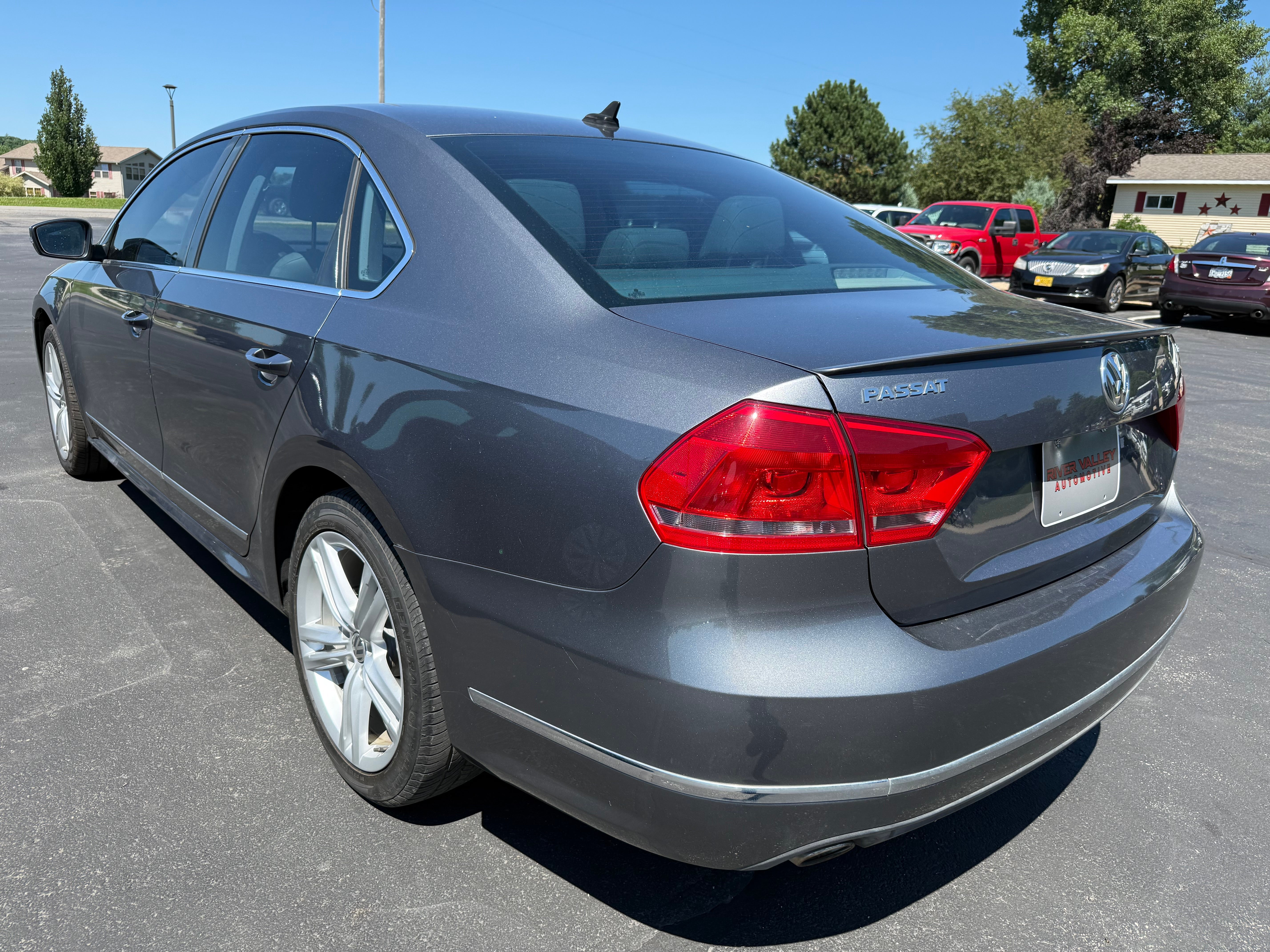 2014 Volkswagen Passat TDI SEL Premium