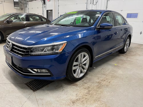 2017 Volkswagen Passat 1.8T SE w/Technology