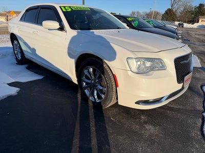 2015 Chrysler 300 Limited