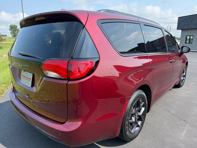 2020 Chrysler Pacifica Touring L Plus