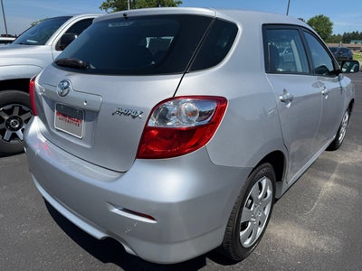 2011 Toyota Matrix 5dr Wgn Auto FWD (Natl)