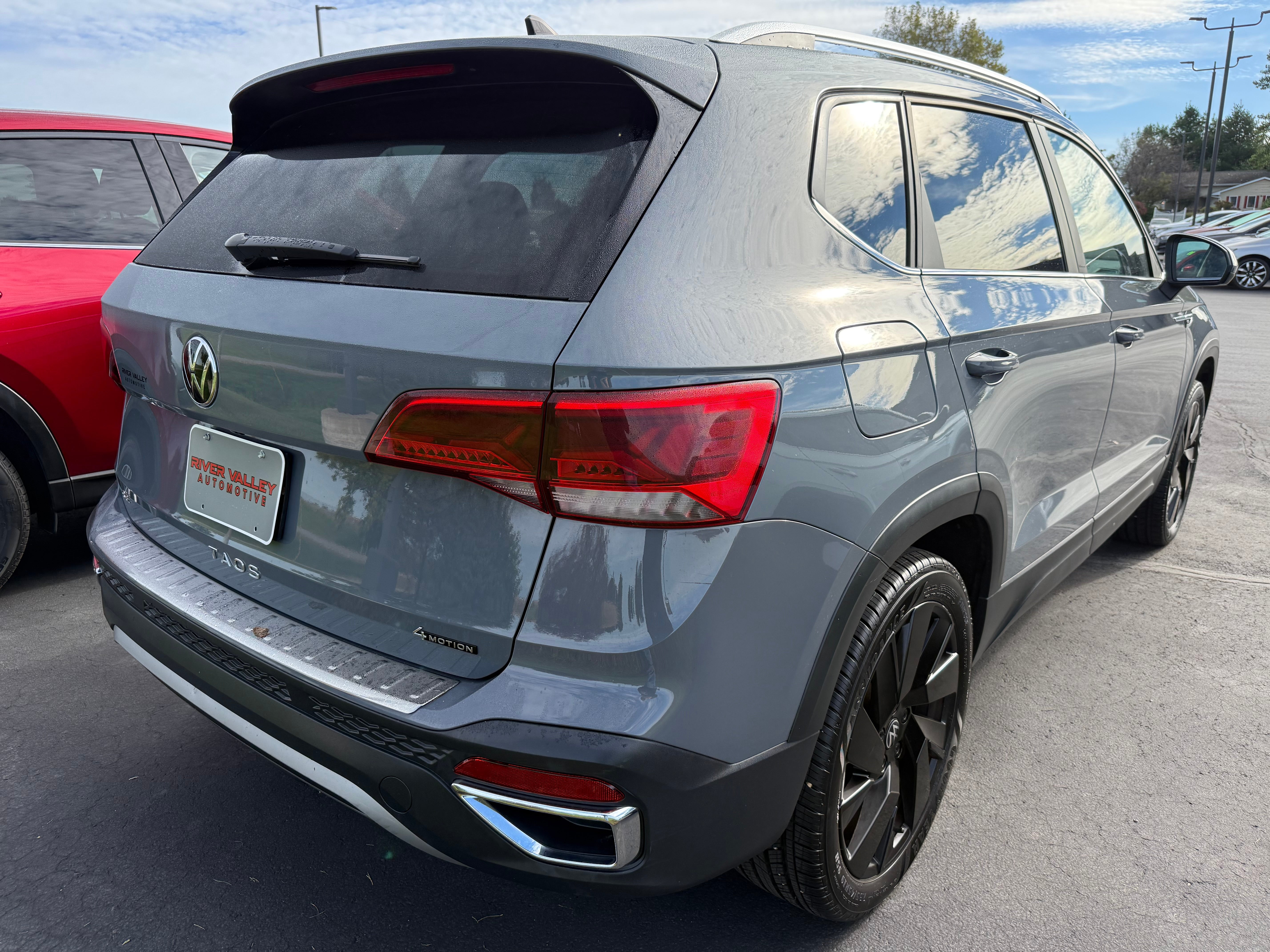 2023 Volkswagen Taos SE