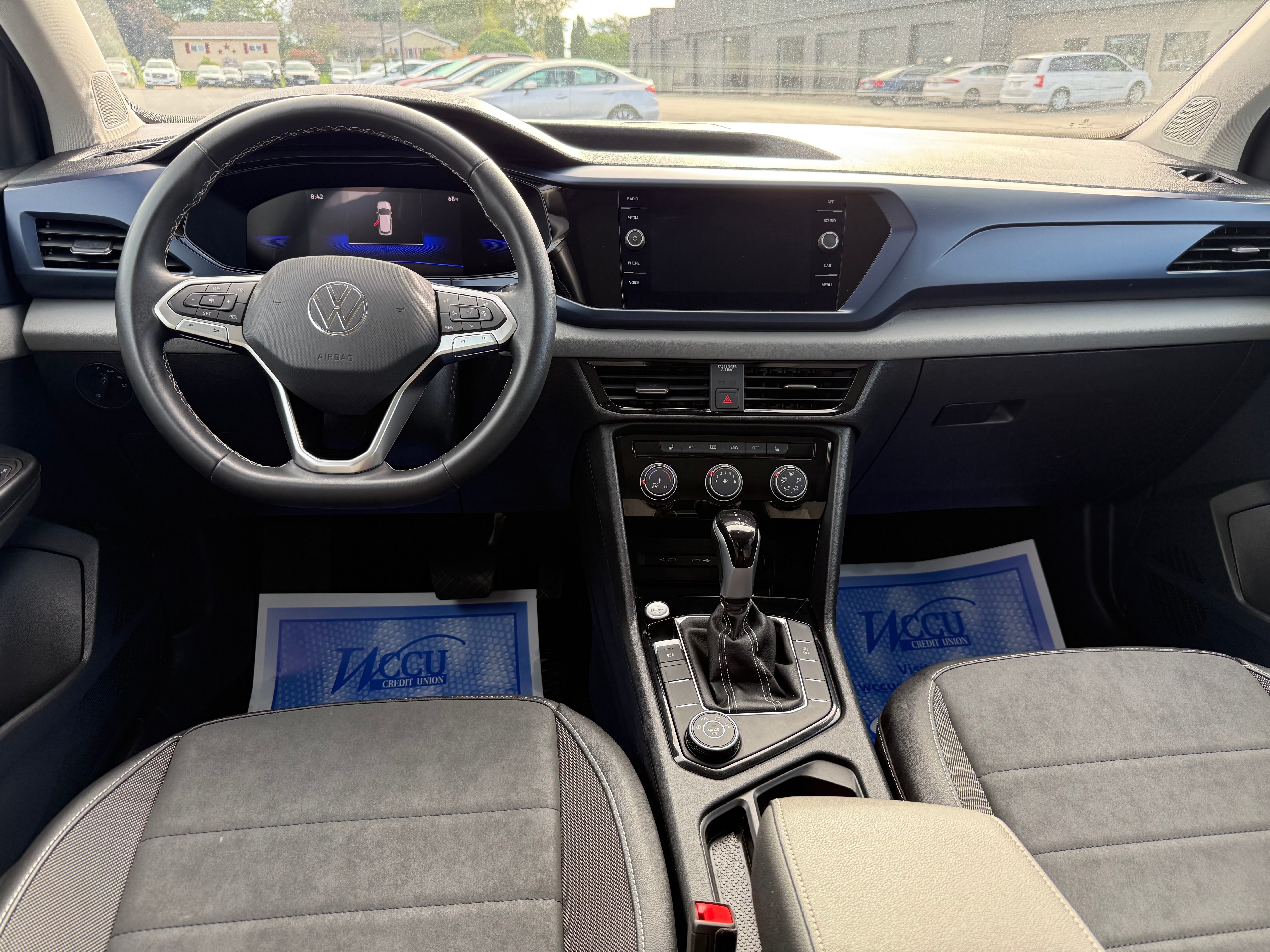 2023 Volkswagen Taos SE