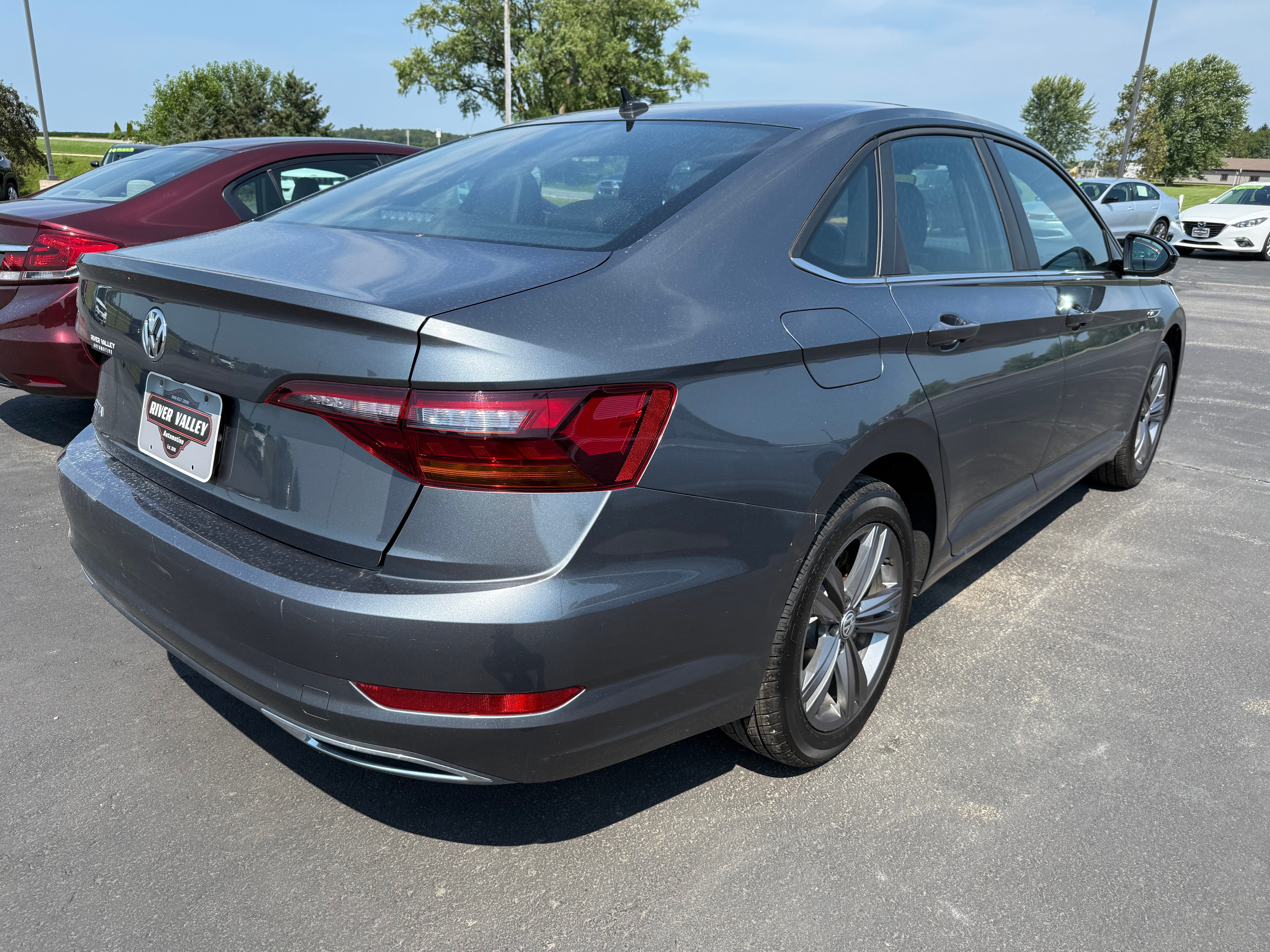 2019 Volkswagen Jetta R-Line
